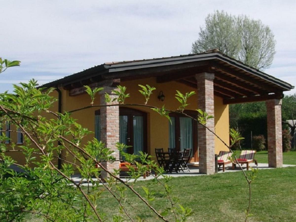 Particolari Del Brenta Apartment Oriago Di Mira Bagian luar foto