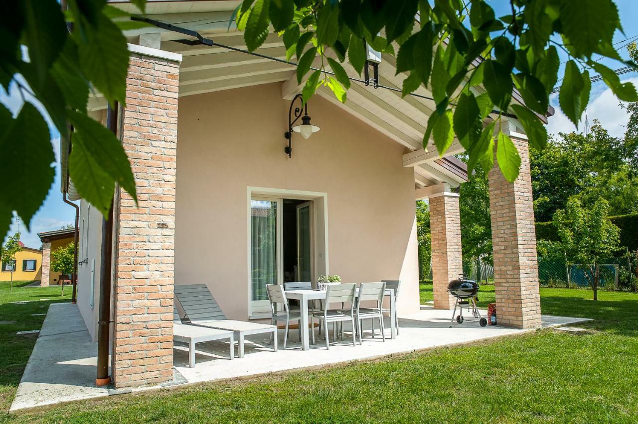 Particolari Del Brenta Apartment Oriago Di Mira Bagian luar foto