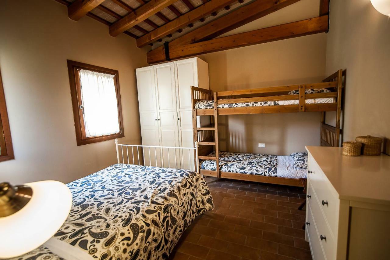 Particolari Del Brenta Apartment Oriago Di Mira Bagian luar foto