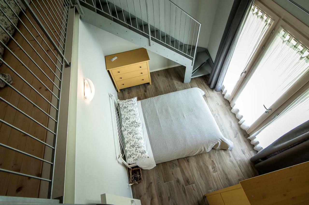 Particolari Del Brenta Apartment Oriago Di Mira Bagian luar foto